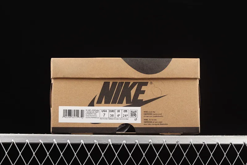 All categories Air Jordan Jordan series basketball shoes Air Jordan 1 High Air Jordan 1 Zoom Air CMFT AJ1 Joe 1 Burgundy CT0979-104